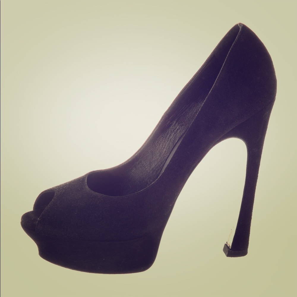 YSL Black pumps - Authentic